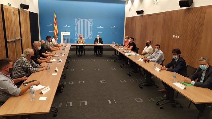 La consellera de Justicia Lourdes Ciuró se reune por primera vez con los representantes de los sindicatos de funcionarios de prisiones. En Barcelona el 18 de junio de 2021.