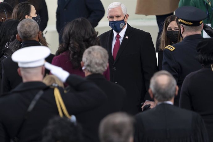 Archivo - January 20, 2021 - Washington, DC, United States: United States Vice President Mike Pence arrives for the inauguration of Joe Biden as the 46th President of the US at the US Capitol in Washington, DC on Wednesday, January 20, 2021. (Chris Klep