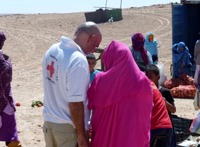 Intervención de Cruz Roja con personas refugiadas