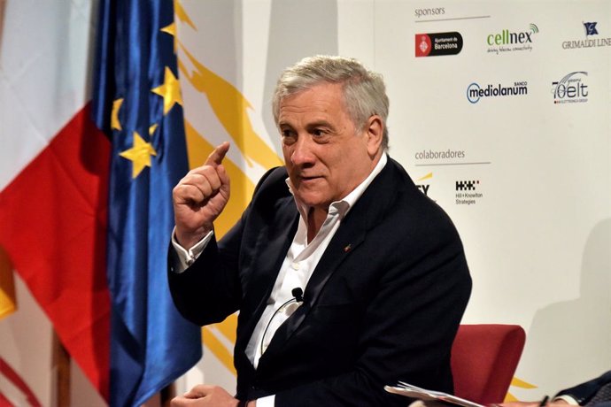 El presidente de la Comisión sobre Asuntos Constitucionales del Parlamento Europeo, Antonio Tajani, en el Foro de Diálogo España-Italia
