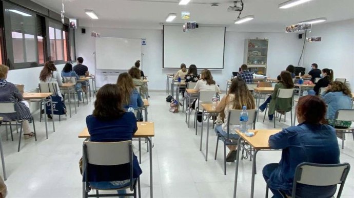 Opositores docentes en las pruebas que comienzan este sábado en Extremadura.
