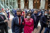 Casado dice que Ayuso gobernará "en favor de todos" y ve un "cambio de ciclo imparable" a favor del PP