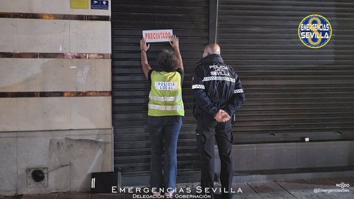 La Policía Local de Sevilla precinta un bar en Sevilla al incumplir medidas Covid