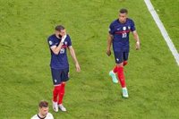 La UEFA investigará a Hungría por insultos racistas a Mbappé y Benzema