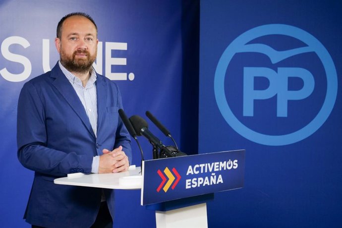 El portavoz de Economía del PP en el Parlamento de Andalucía, Ramón Herrera