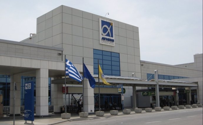 Archivo - Aeropuerto Internacional de Atenas, en Grecia