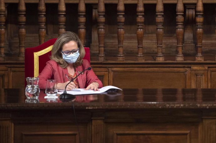 La vicepresidenta segona del Govern i ministra d'Assumptes Econmics, Nadia Calviño. Foto d'arxiu.