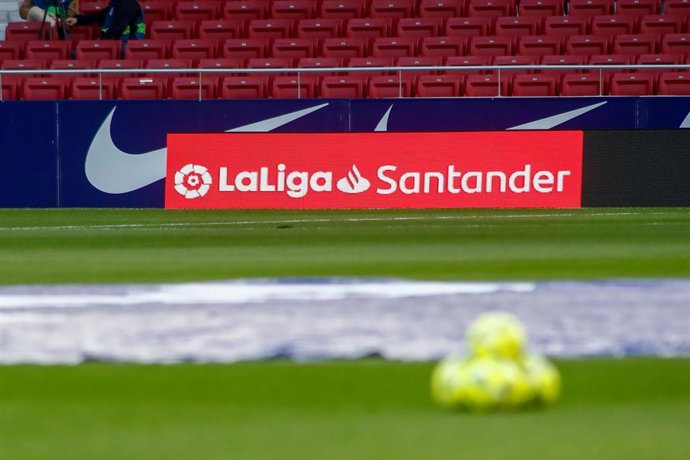 Archivo - Logo de La Liga Santander en el Wanda Metropolitano (Madrid)