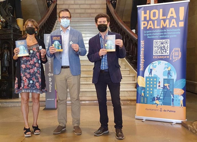 El alcalde de Palma, José Hila y el teniente de alcalde de Participación Ciudadana y Gobierno Interior, Alberto Jarabo.