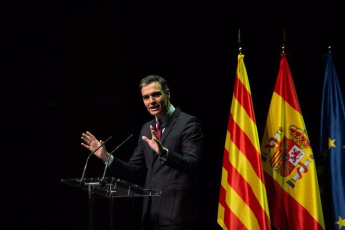 El presidente del Gobierno, Pedro Sánchez, pronuncia la conferencia 'Reencuentro: un proyecto de futuro para toda España', en el Gran Teatre del Liceu de Barcelona, a 21 de junio de 2021, en Barcelona, Catalunya (España). Durante su intervención, Sánche