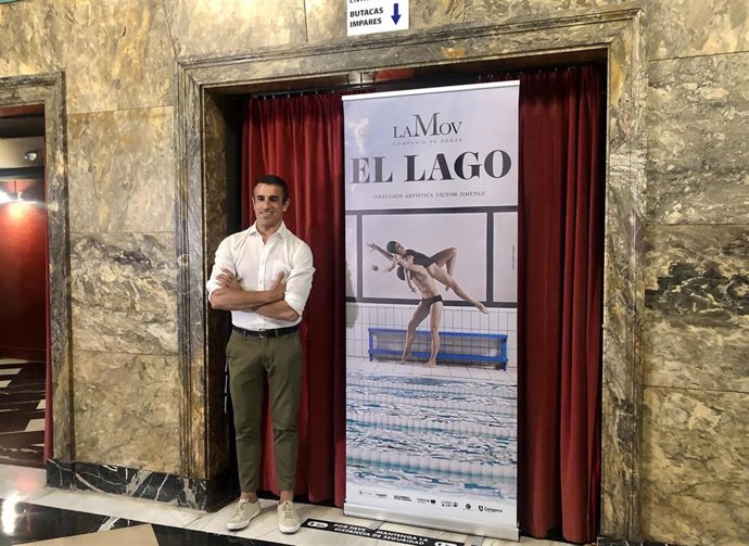 Victor Jiménez, director artístico de LaMov, durante la presentación de la vuelta de 'El Lago' a Zaragoza