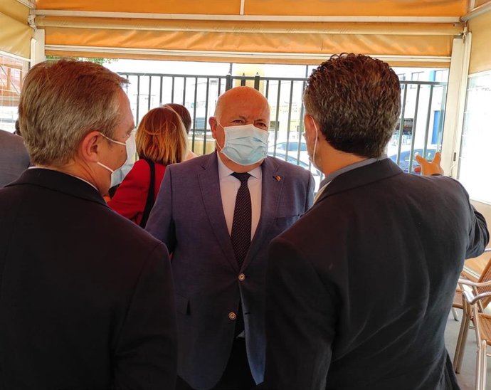 El consejero de Salud y Familias de la Junta de Andalucía, Jesús Aguirre, en Córdoba.