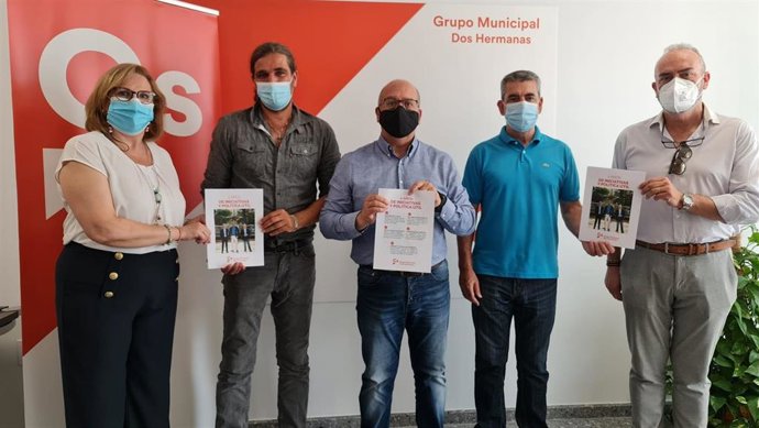 Responsables del grupo municipal y de la agrupación nazarena de Ciudadanos
