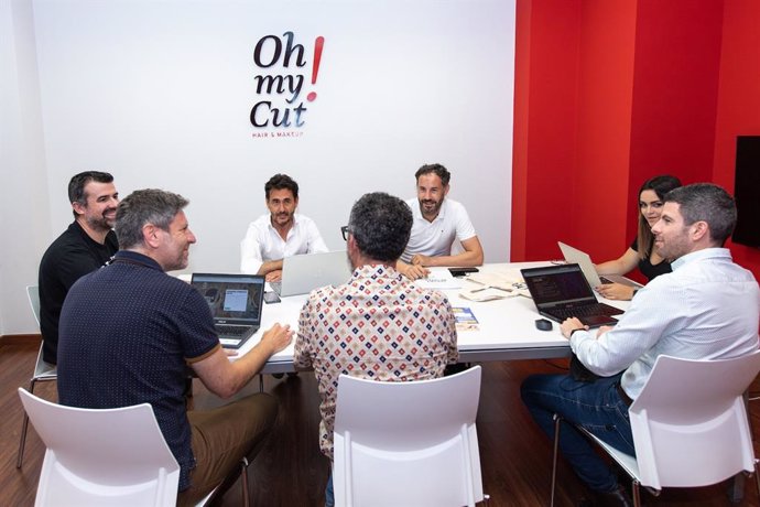L'empresa 'Oh My Cut!' reprn el seu pla d'expansió i busca aconseguir els 100 salons per tota Espanya