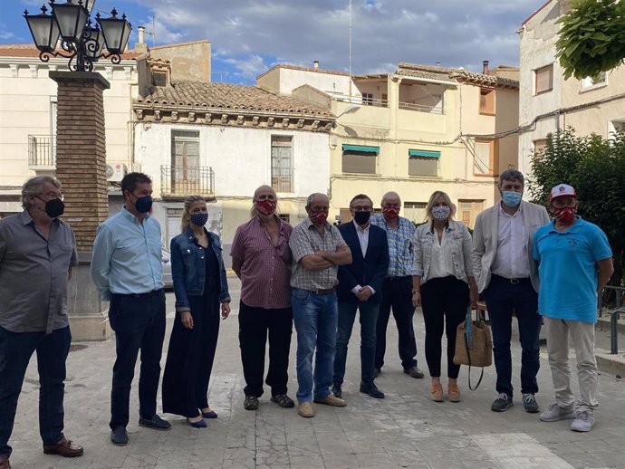 Visita del presidente del PP de Aragón, Luis María Beamonte, a Sariñena,