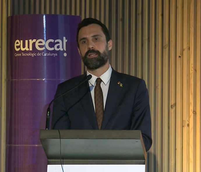El conseller de Empresa y Trabajo de la Generalitat, Roger Torrent, en la presentación de la novena edición del Frum TurisTIC