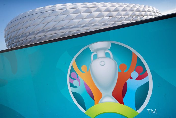 11 June 2021, Bavaria, Munich: A banner with the logo of the European Football Championship hangs in front of the Allianz Arena where the UEFA EURO 2020 group F soccer match between France and Germany, will take place on 15 June 2021. Photo: Peter Kneff