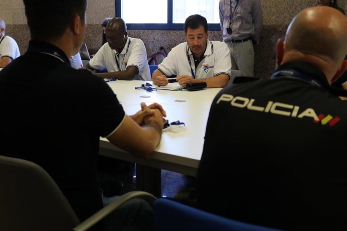 Archivo - Efectivos de la Policía Nacional que participan en en el proyecto ECI-Níger gestionado por FIIAPP y financiado por la UE