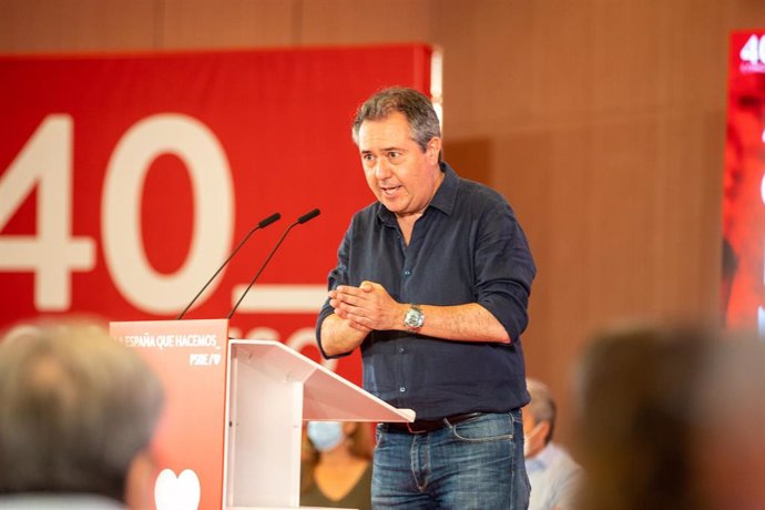 El candidato del PSOE-A a la presidencia de la Junta de Andalucía y alcalde de Sevilla, Juan Espadas, Interviene  en un acto centrado en el área de municipalismo de la Ponencia Marco del PSOE para su 40 Congreso a 20 de junio del 2021 en Sevilla, Andalu