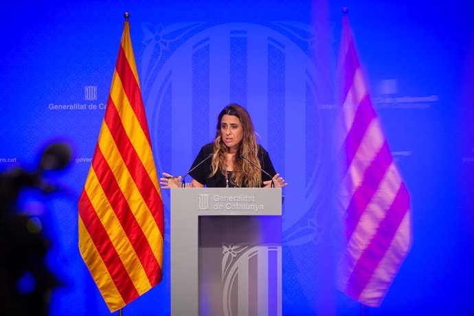 La portavoz del Govern de la Generalitat, Patrícia Plaja, interviene en una rueda de prensa posterior a una reunión del Consell Executiu