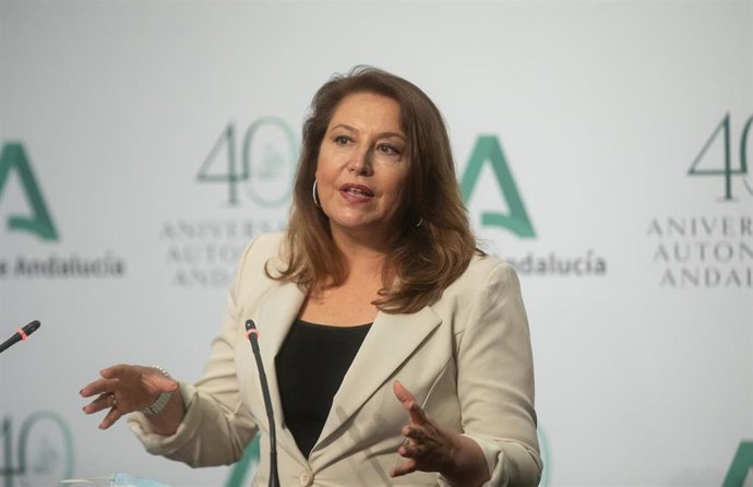 La consejera de Agricultura, Ganadería, Pesca y Desarrollo Sostenible, Carmen Crespo, en la rueda de prensa tras la reunión semanal del Consejo de Gobierno a 22 de junio 2021 en el Palacio de San Telmo, Sevilla; Andalucía; España