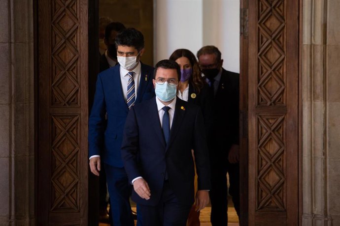 Acompañado de todos los miembros del Govern, el presidente de la Generalitat, Pere Aragons, comparece ante los medios para realizar una declaración institucional después de que el Gobierno de España aprobase hoy en Consejo de Ministros los indultos a l