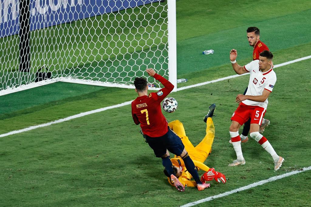 España afronta sin red su primer 'cruce' - Vimarsana News