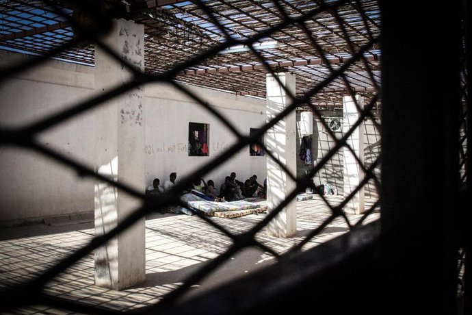 Libia.- MSF denuncia un muerto y dos adolescentes heridos en un tiroteo en un superpoblado centro de detención en Libia