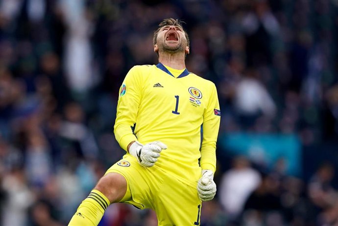 El portero escocés David Marshall celebra un tanto durante la Eurocopa de 2020.