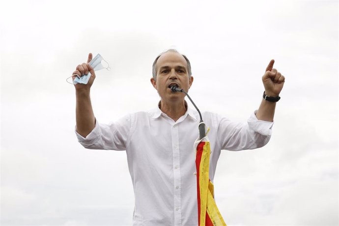 El exconseller de la Presidencia Jordi Turull  interviene tras salir de la prisión de LLedoners tras aprobarse el indulto. 