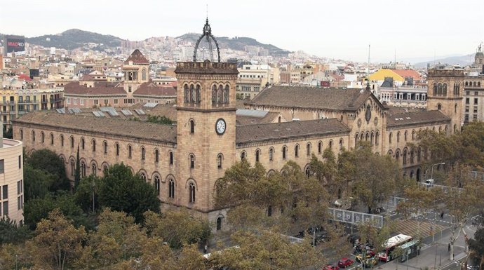 Archivo - Edificio histórico de la Universitat de Barcelona