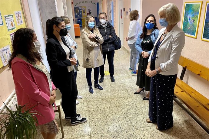 La consejera de Educación, Marina Lombó