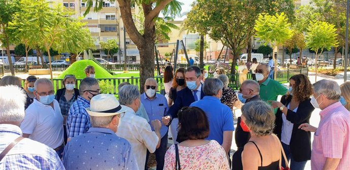 Espadas en la plaza del Olivo