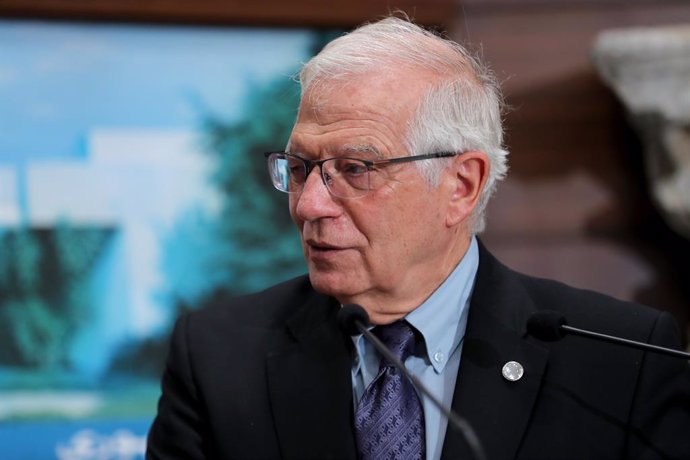 HANDOUT - 19 June 2021, Lebanon, Baabda: Josep Borrell, High Representative of the European Union for Foreign Affairs and Security Policy, speaks during a press conference after his meeting with Lebanese President Michel Aoun at the Baabda Presidential 