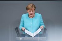 Merkel insta a la UE a retomar los contactos con Putin y atajar unidos las "provocaciones"
