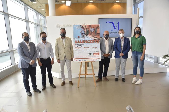 Presentación del Campus de Baloncesto de la Diputación de Málaga que se celebra en verano en varios municipios malagueños