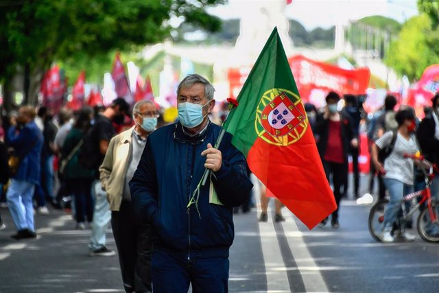 Archivo - Movilización en Lisboa por el 47 aniversario de la Revolución de los Claveles.   