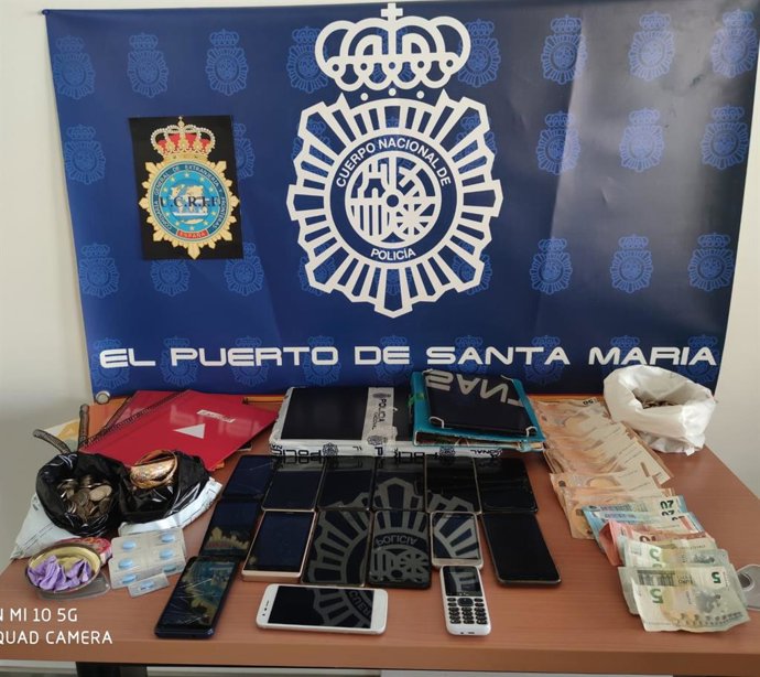 Material incautado por la Policía Nacional.