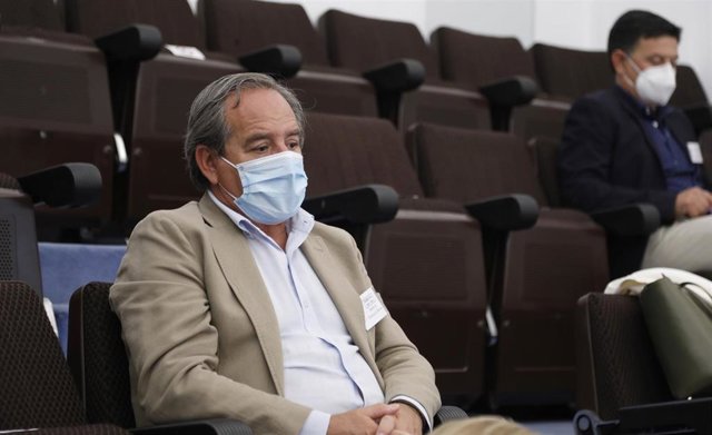 Archivo - El presidente de CECAM, Ángel Nicolás, en el Debate sobre el Estado de la Región.