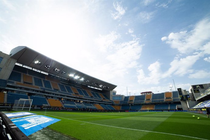 Archivo - Detail of stadium during LaLiga, football match played between Cadiz Club Futbol and Sociedad Deportiva Huesca at Ramon de Carranza Stadium on May 8, 2021 in Cadiz, Spain.