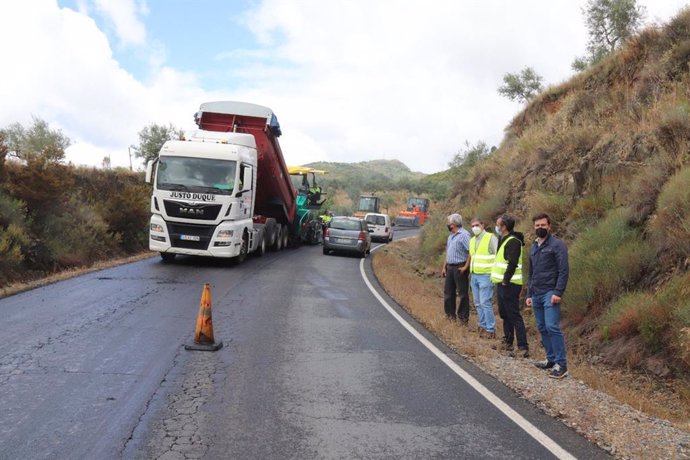 Comienzan las obras en la carretera de Mohedas de Granadilla a Casar de Palomero con una inversión de 255.000 euros
