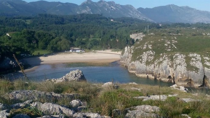 Archivo - Playa de Cuevas del Mar.