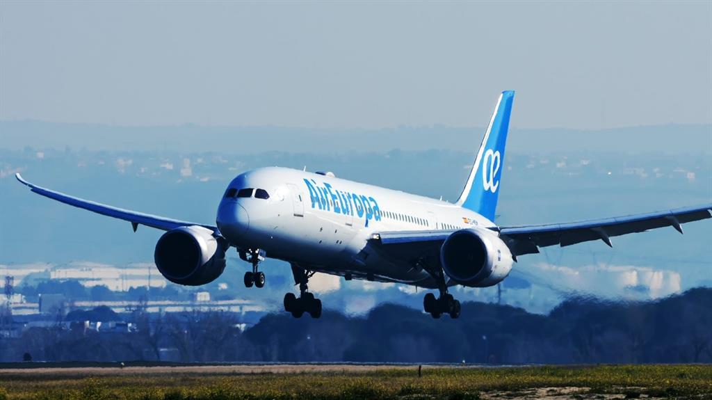 United States.- Air Europa resumes flights to New York from Madrid today