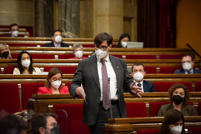 Arxiu - El líder del PSC, Salvador Illa, al Parlament de Catalunya.