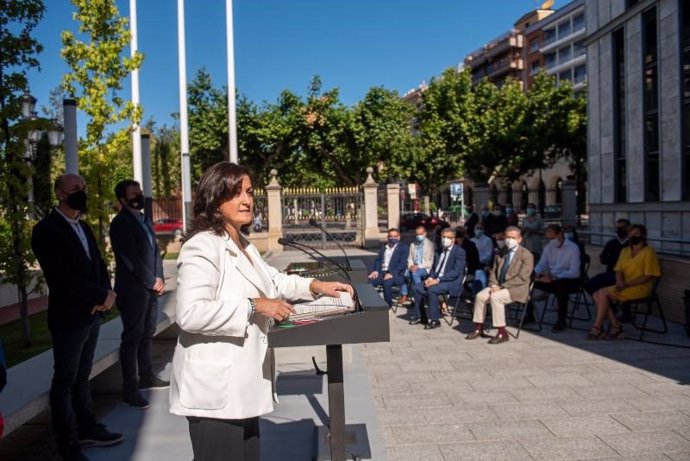 La presidenta del Gobierno de La Rioja, Concha Andreu, en el acto con alcaldes de más de 2.000 habitantes