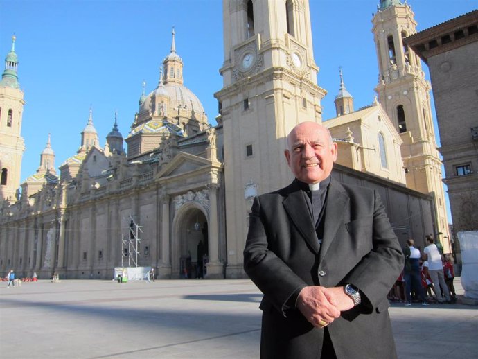 Archivo - El arzobispo emérito de Zaragoza, monseñor Vicente Jiménez.