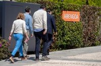 La Sala respalda la orden del juez de la AN de registrar Abengoa: Estuvo "suficiente y adecuadamente motivada"