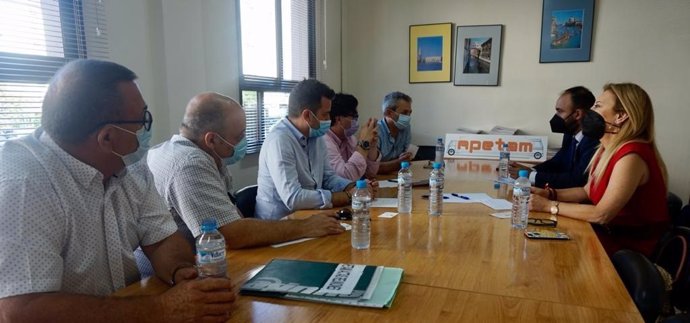 Los diputados del PP Mario Cortés y Carolina España se reúnen con Apetam para conocer la situación del sector