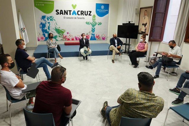 Reunión con empresarios del sector de la restauración y la hostelería