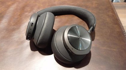 Bang & Olufsen lanza los auriculares inalámbricos premium Beoplay Portal  para 'gamers', desarrollados para Xbox